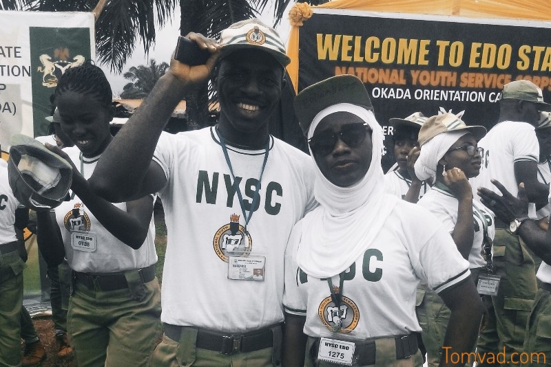 Two corpers on their  first week in the nysc camp 