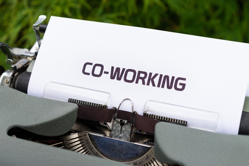 Typewriter with delegating and coworking